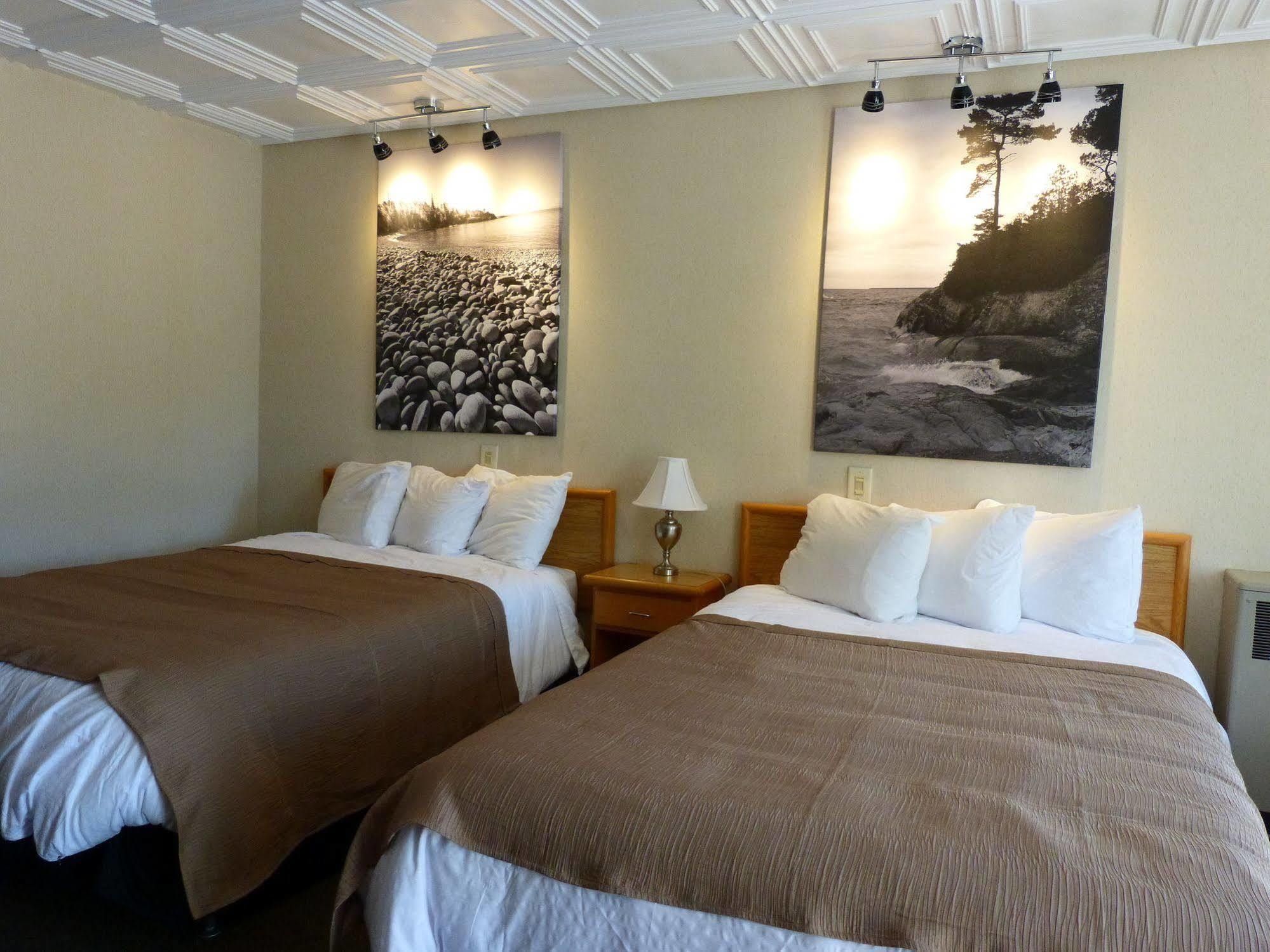 Catalina Motel Су-Сент-Мари Экстерьер фото
